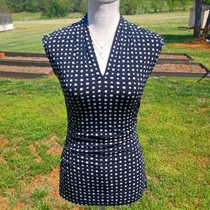 Vince Camuto - Ruched Waist Black Print, V-neck, Cap Sleeve,Stretch Top W-XS